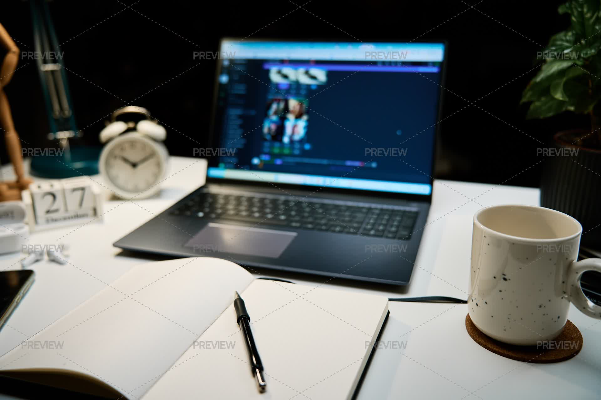 https://cms-artifacts.motionarray.com/content/motion-array/2220332/Home_Office_Workplace_With_Laptop_At_Night_high_resolution_preview_2220332.jpg?Expires=2073281161&Key-Pair-Id=K2ZDLYDZI2R1DF&Signature=AAEEQ0nBfPZbVxff2bUKCGMzrx8eOGbxFvNMeeCO6HrrSOVK3hAg7u8iJn99HPAfH8gd9M-uUICEauJursEkxfkhDbZaSRAZNVesm7W7ML702Id8iwEVB~1e-L4TJzlP6dlyAZSsJQsGqGZ8JGXudu2e57UZtvnk20NbQCz0PiyEU~uMk-E5vj8ixLYI8OltrKU7tG-0nB~lgrpXl95xs5ZJRg6BKu8ud3BmuPo0oC50r-SB~Uq1p-vuzTSUhuMXuMAQ38Gp9yZ11qC1fbt5YrI8roi6w~3w4BYvejKnMl0QE81bOj38aYLA0kEzNuBv5oPI317vPLh3jD3Wnc-UpQ__