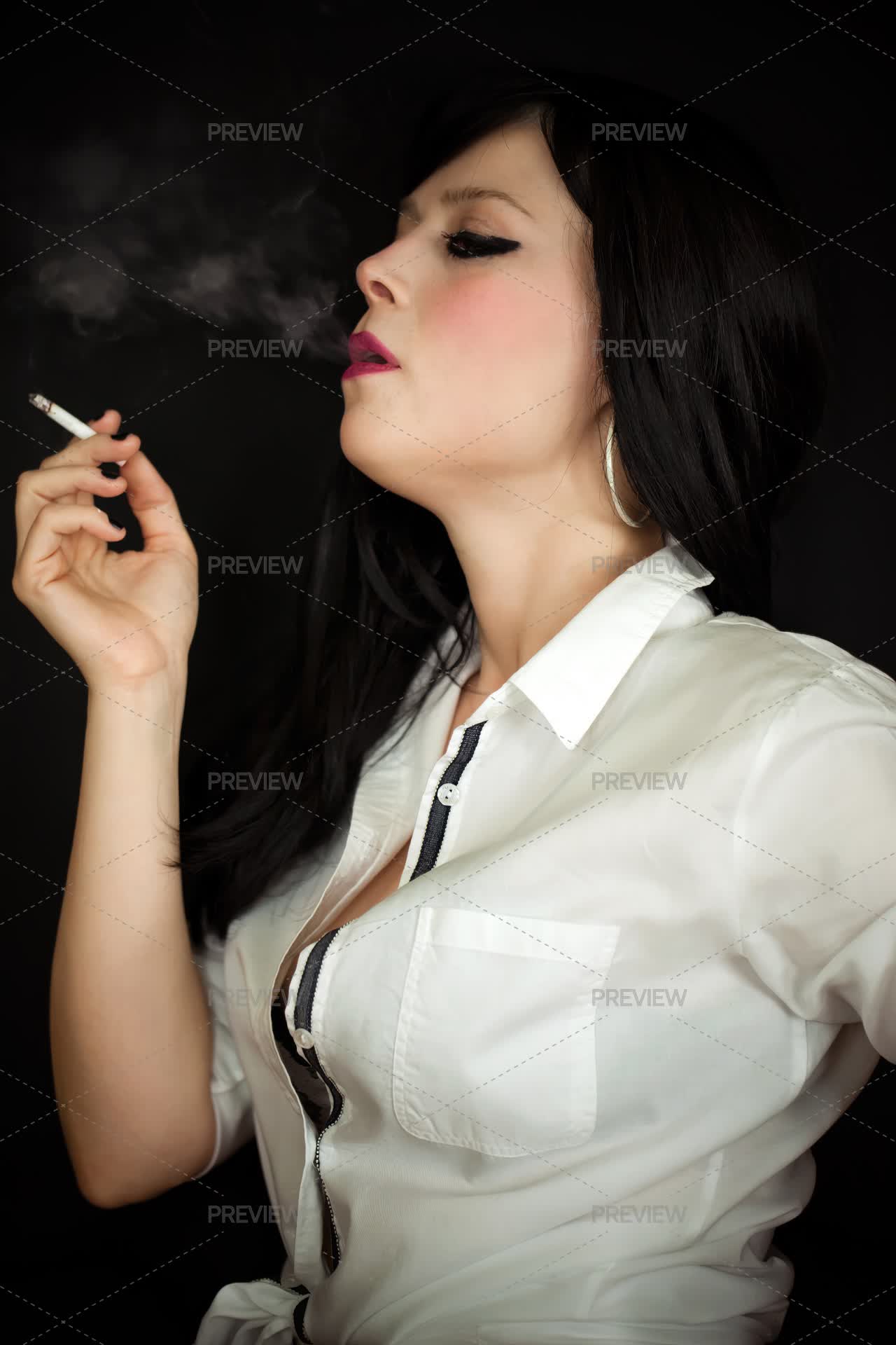 royals cigarettes so what's the story on this? I'm just learning about it : r/Cigarettes