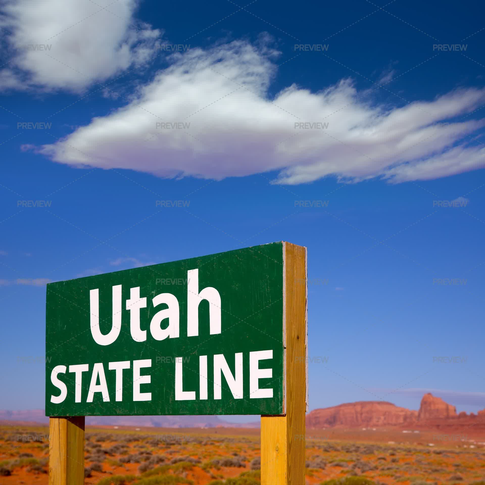 Utaj Array Utah State Line Sign In Monument Valley - Stock Photos | Motion Array