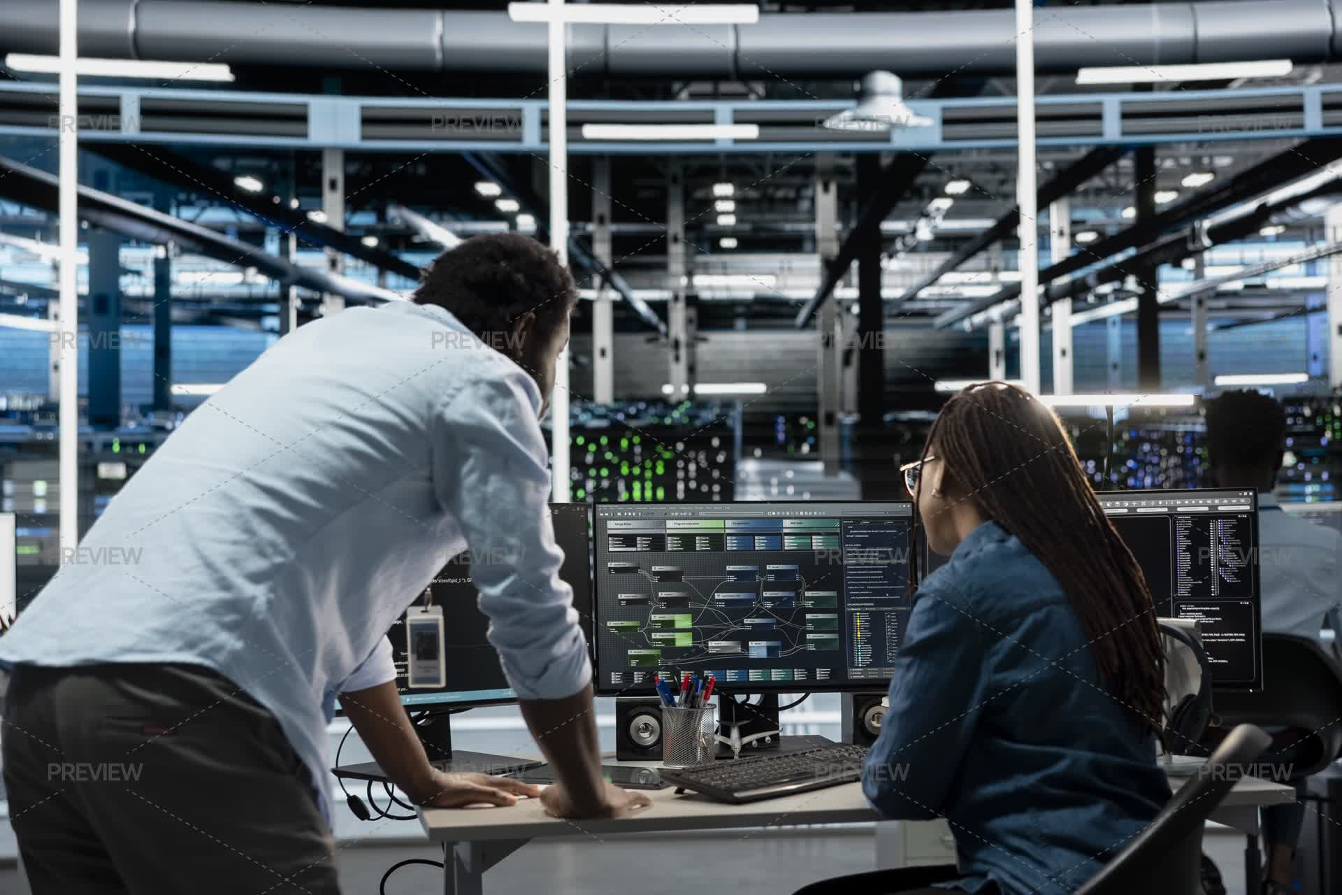 Computer Scientists Working In Data Center Used For Machine Learning ...
