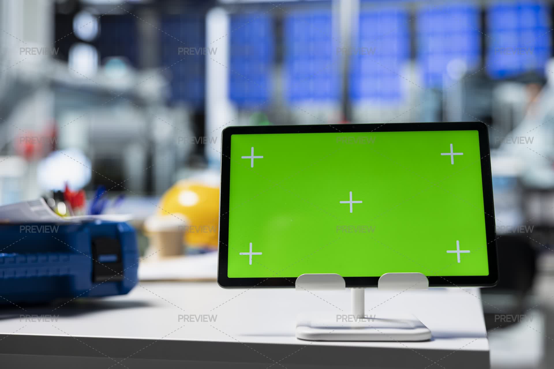 Isolate Display Isolated Screen Monitor In Photovoltaics Factory Used To Oversee ...