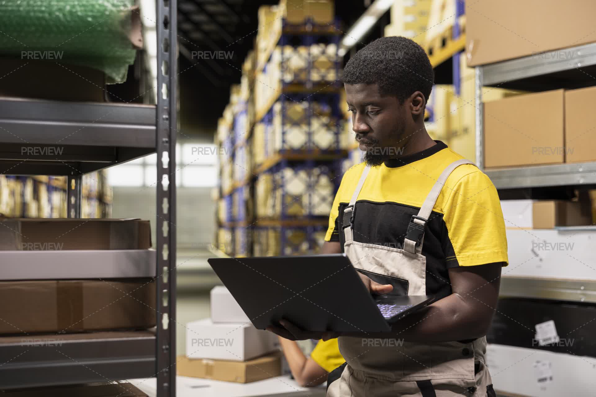 Worker Distribution Distribution Hub Worker Handling Shipment Operations In Modern ...