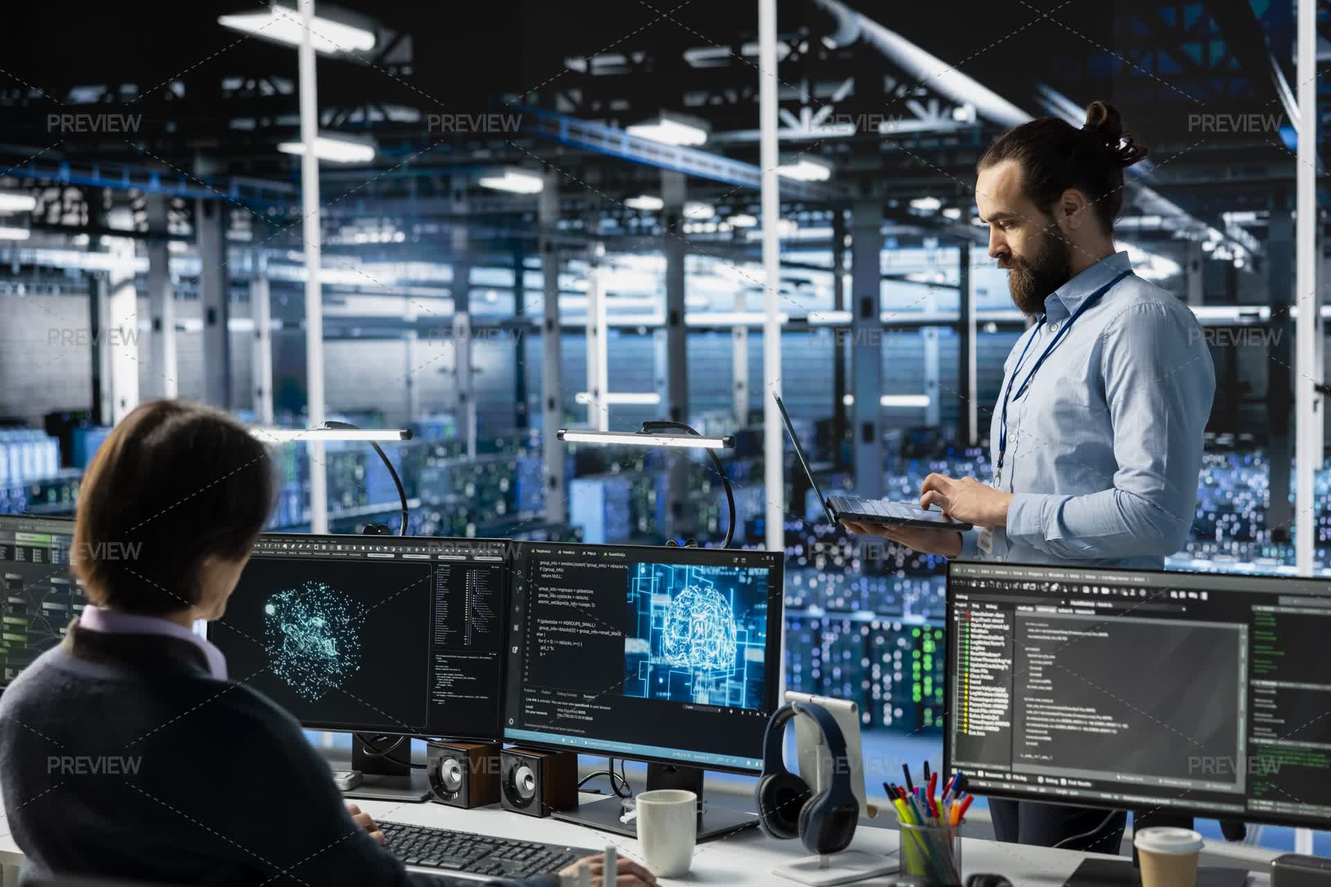 Engineer Monitoring AI LLM Visualization In Data Center - Stock Photos ...