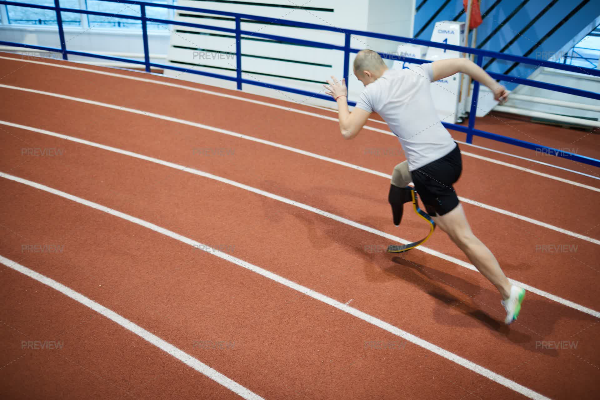 Starting Fast Runner Fast Runner - Stock Photos | Motion Array