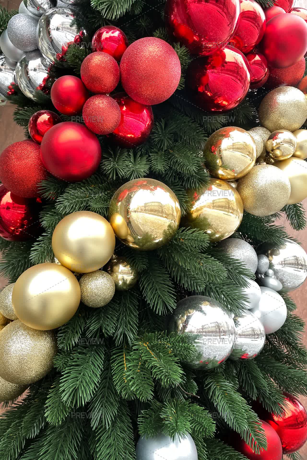 Bauble Array Snowy Christmas Background With Red Balls, Golden Baubles With ...