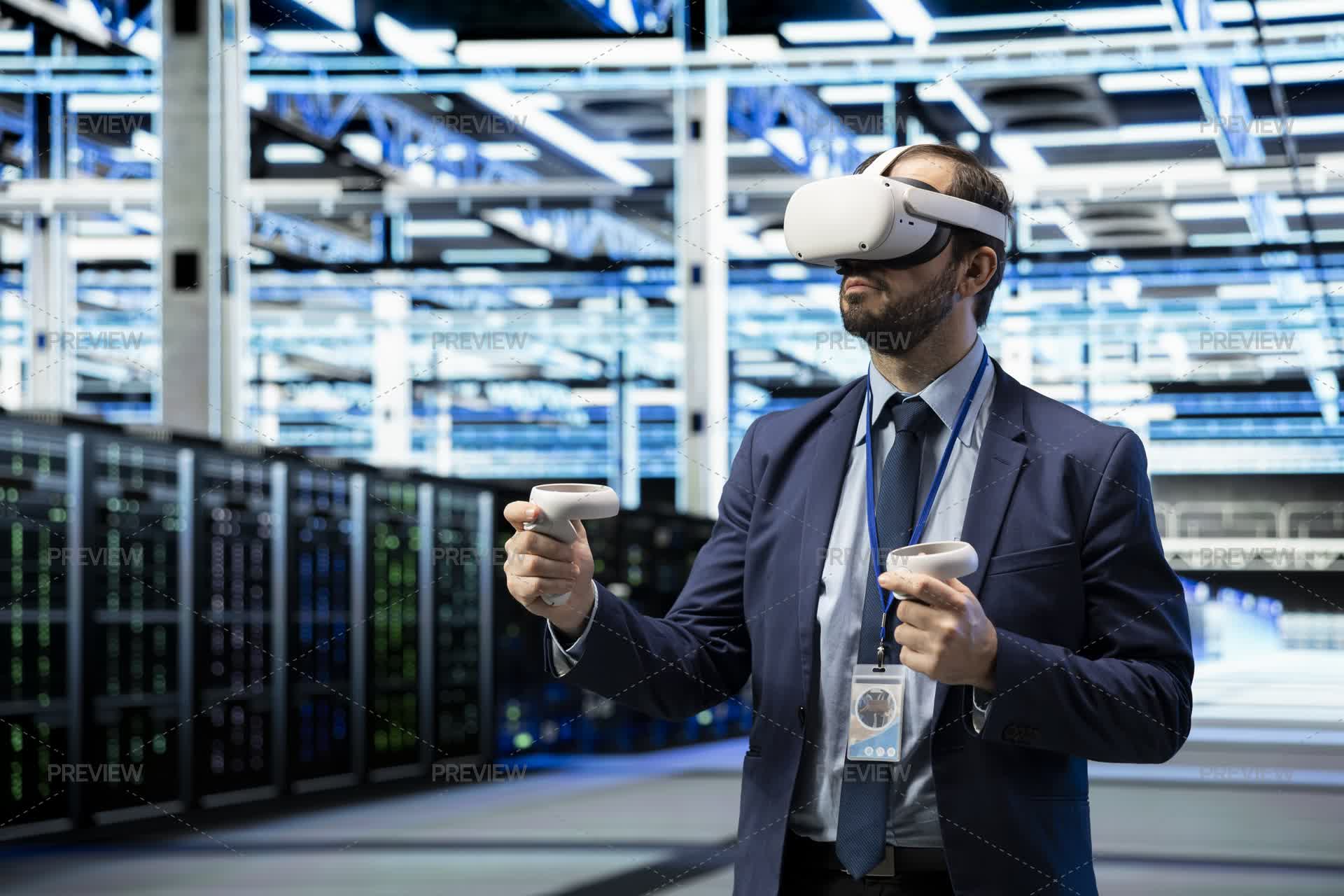 Data Center Programmer Uses Vr Headset Gear To Manage Enterprise ...